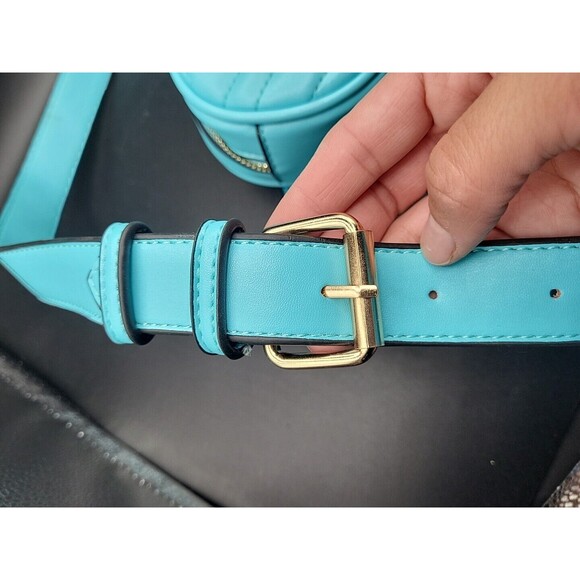 Miami Dolphins Cuce Women Faux Leather Belt Bag - Picture 5 of 7